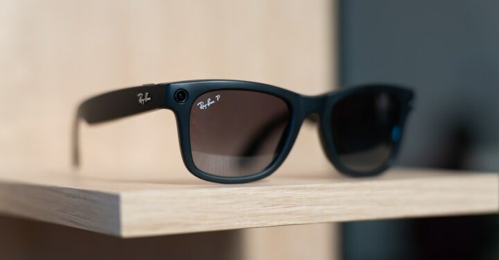 Ray-Ban