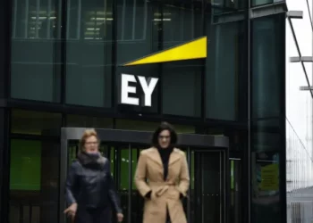EY