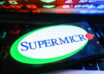 Super Micro Computer Files Plan to Avoid Nasdaq Delisting, Shares Soar