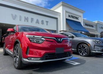 VinFast Secures $1 Billion UAE Investment to Boost EV Expansion