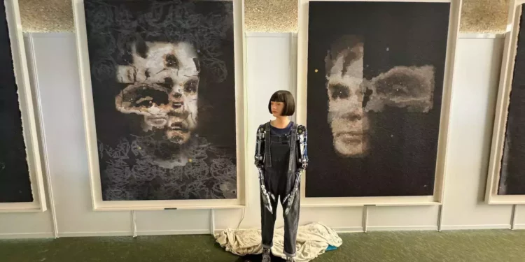 Humanoid Robot’s First Painting Sells for $1M, Shattering Estimates