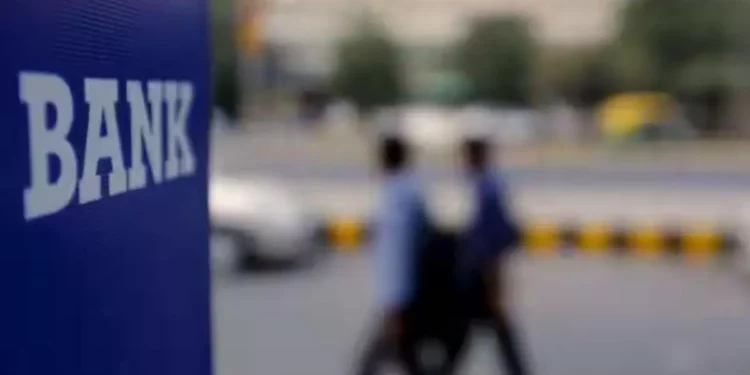 India Eyes Minority Stake Sale in Four State-Run Banks to Meet SEBI Norms