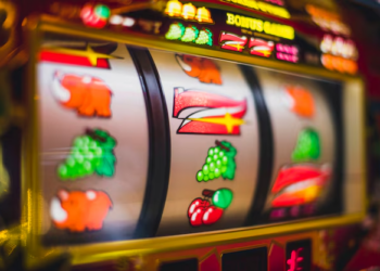 Mobile Apps for Enjoying Online Slots on the Go