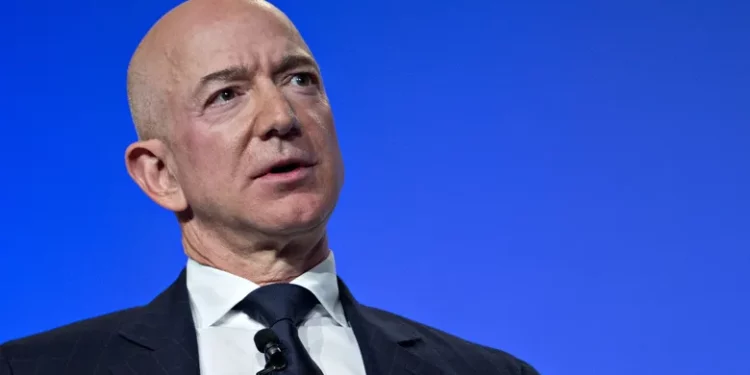 Billionaire Battle: Jeff Bezos Denies Elon Musk’s Claim in Latest Public Spat