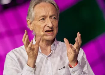 Godfather of AI Warns That Tech Could Wipe Out Humanity, Urges Action
