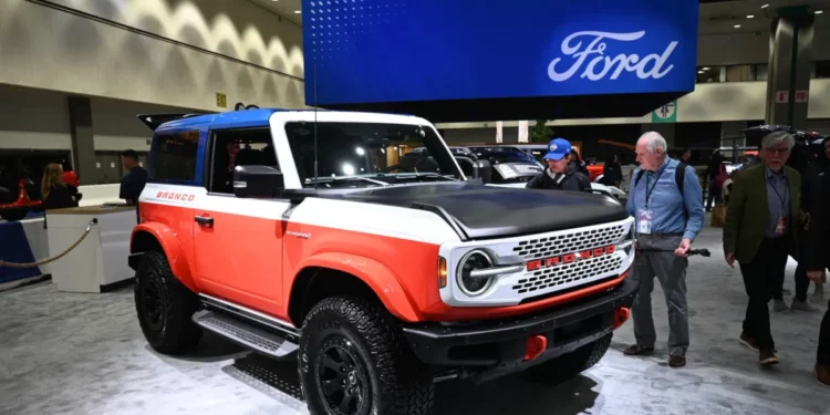 Ford and GM Report Best Annual U.S. Vehicle Sales Since 2019