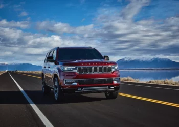 Jeep Recalibrates Wagoneer Pricing Strategy for 2025