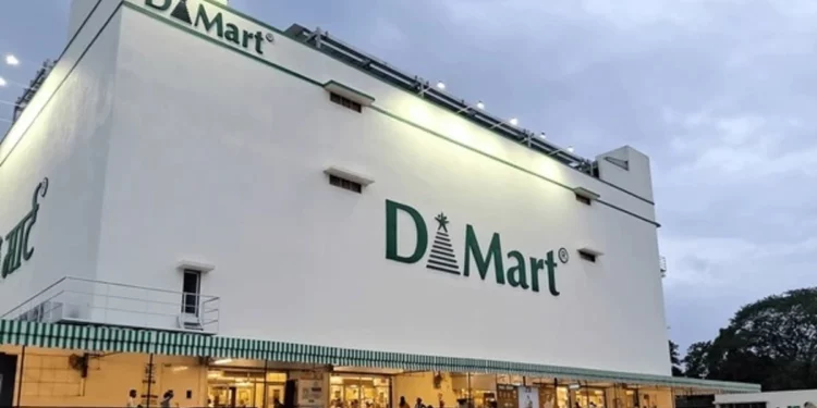 Navil Noronha Bids Farewell to DMart After Over Two Decades of Leadership