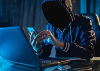 Fake Officials Scam 78-Year-Old Elderly Woman in Mumbai, Steal ₹1.5 Cr