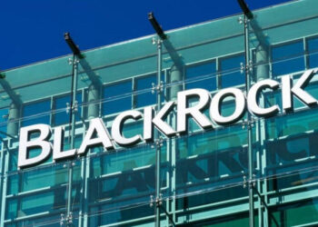 BlackRock CEO Pushes for SEC to Expedite Tokenization of Bonds and Stocks: Implications for Crypto