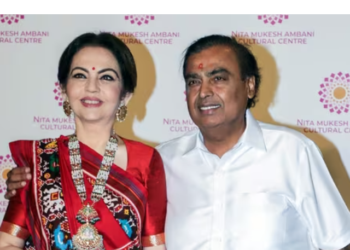 NITA AND MUKESH AMBANI