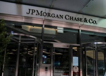 JPMorgan Shuts Down Internal Comments Amid Employee Outcry Over Return-to-Office Mandate