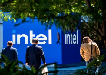 TSMC Considers Taking Over Intel's US Factories Amid Semiconductor Challenges