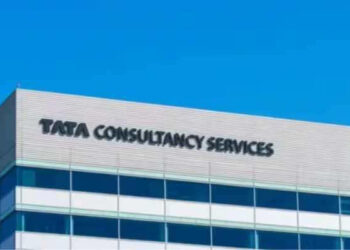 TCS Announces Salary Hike of 4-8% for Employees in March 2025