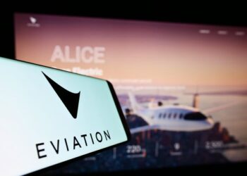 Eviation Pauses Electric Plane Project, Seeks Funding and Partnership After Mass Layoffs