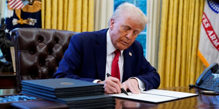 Trump Orders Creation of US Sovereign Wealth Fund, Says It Could Own Part of TikTok