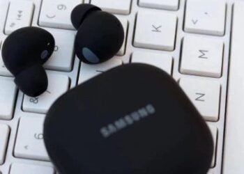 Samsung’s UWB Hi-Fi Earbuds