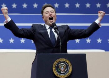 Reddit Temporarily Bans r/WhitePeopleTwitter Following Elon Musk’s Complaint
