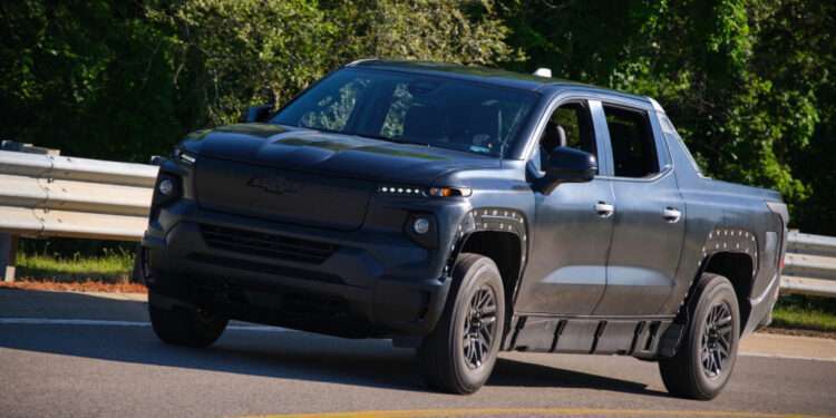 Spy Shots Reveal First Glimpse of 2027 Chevrolet Silverado 1500