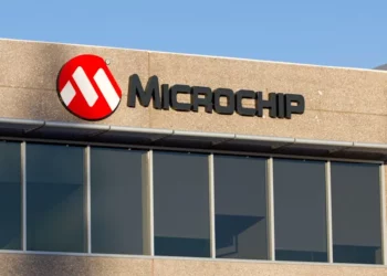 Microchip Technology Layoffs: Semiconductor Giant to Cut 2,000 Jobs Amid Weak Automotive Demand