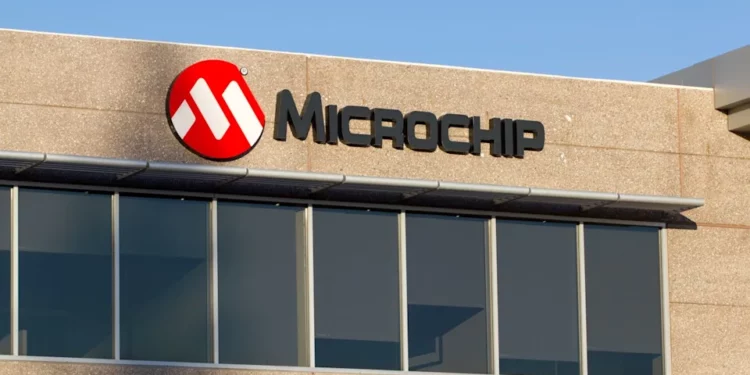 Microchip Technology Layoffs: Semiconductor Giant to Cut 2,000 Jobs Amid Weak Automotive Demand