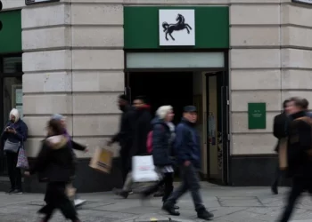 Lloyds Banking Group Shifts Skilled IT Jobs from UK to India
