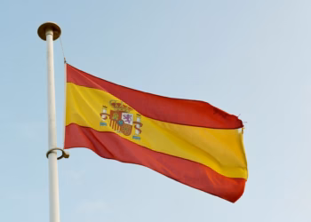Spanish Bank BBVA Gets Green Light to Offer BTC and ETH Trading: Report