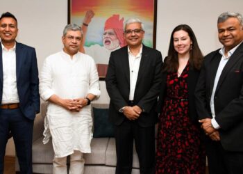 Amazon's Cloud Business to Invest $8.2 Billion in Maharashtra