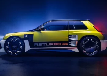 Renault’s Turbo 3E Moves Closer to Reality: A Modern Supercar in Hatchback Form