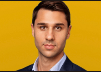 CEO Allegedly Used Human Workers for 'AI' Shopping App Operations