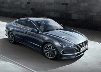 Next-Gen Hyundai Sonata Breaks Cover: A Sculpted Steel Revolution with AI at Its Core