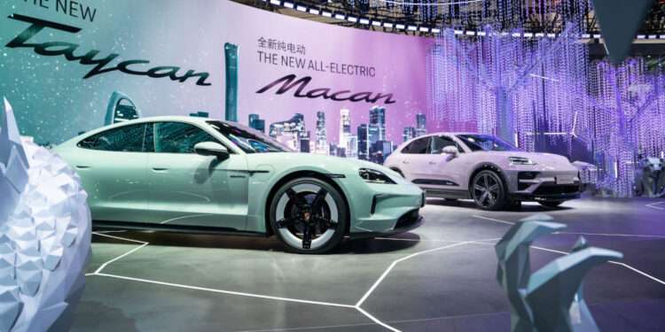 Porsche Revives the W12: A Radical New Engine Design Surfaces in Fresh Patent