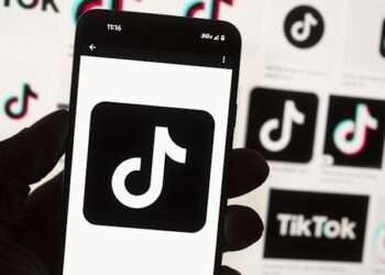 TikTok Sale Tied to Tariff Talks, Trump Says