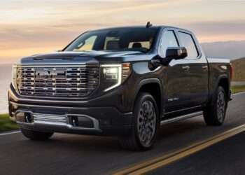 GM Issues Stop-Sale and Recall for 2021-2024 Trucks and SUVs with 6.2L V8 Engines