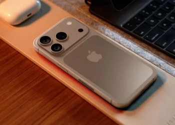 iPhone 17
