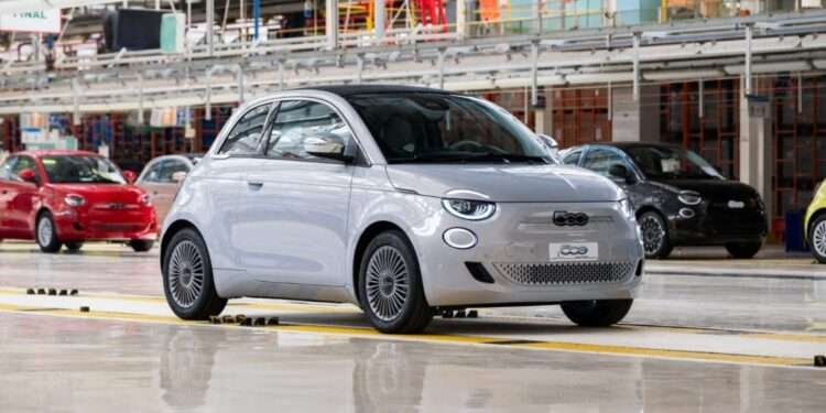 Fiat Unveils 2026 500 Hybrid: A Bold Comeback for Combustion in the EV Era