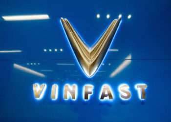 VinFast Retreats from Direct Sales Model in North America Amid EV Headwinds