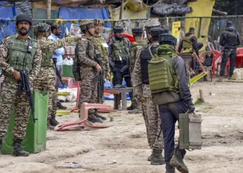 India and Pakistan Edge Closer to Armed Conflict After Kashmir Attack