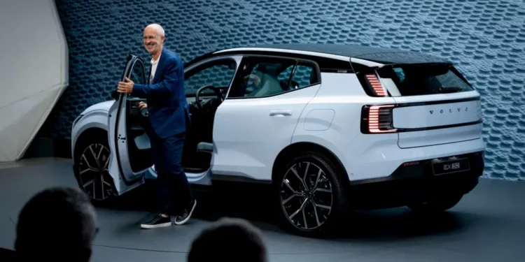 Volvo CEO Warns of Severe Impact from Proposed U.S. Tariffs, EX30 EV Sales in Jeopardy