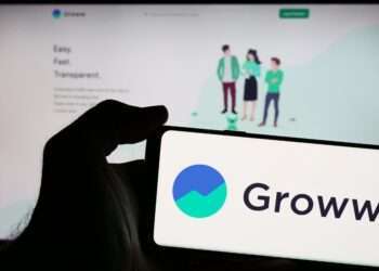 Groww Prepares for Confidential IPO Amid Market Headwinds, Secures $150 Mn from GIC