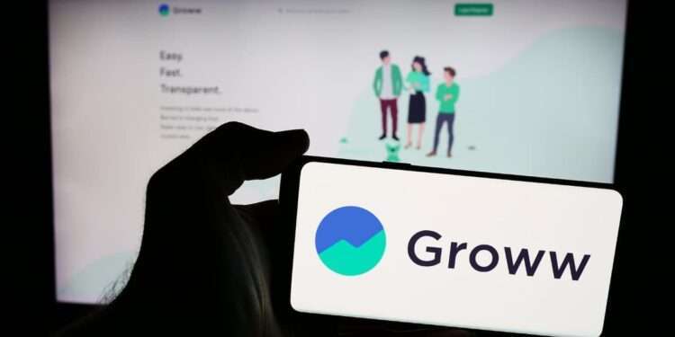 Groww Prepares for Confidential IPO Amid Market Headwinds, Secures $150 Mn from GIC
