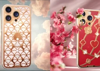 Apple’s 20th-Anniversary iPhone: ‘Extraordinarily Complex’ Design Keeps Manufacturing in China