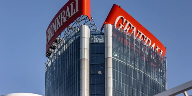 Generali Sign Collapses on Milan’s Hadid Tower, Triggers Safety Investigation