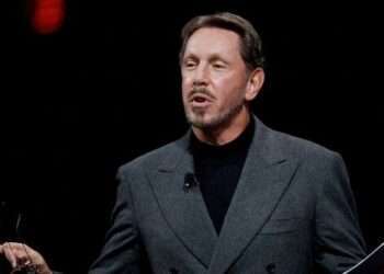 Larry Ellison Surges to World’s Second Richest, Overtaking Jeff Bezos and Mark Zuckerberg