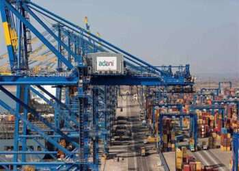 Adani Ports to Raise $1 Billion Following Record Rs 5,000 Crore LIC Bond Issue