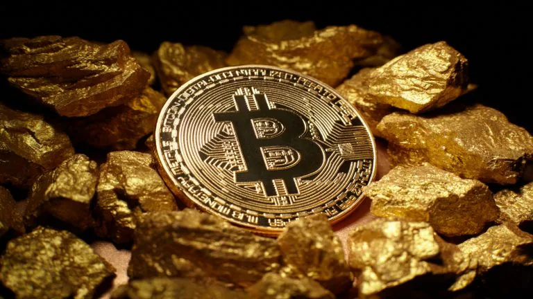 Corporate Bitcoin Boom: 18 Firms Add $1.22 B in 5 Days
