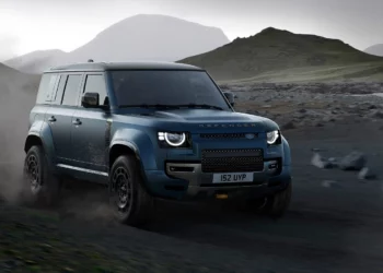 2026 Land Rover Defender Revealed with Subtle Yet Significant Upgrades