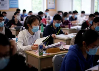 China Temporarily Halts AI Tools for Nationwide College Exams