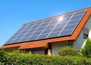 Residential Solar Industry Faces Major Setback as Tax Credit Cuts and Economic Pressures Threaten Future