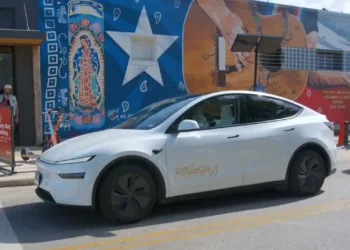 No Driver, No Problem: Tesla Robotaxis Stun Austin in First Test Runs